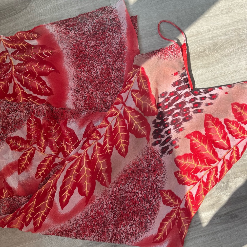 Red Leaf Print Slip Dress - Picture 4 of 5